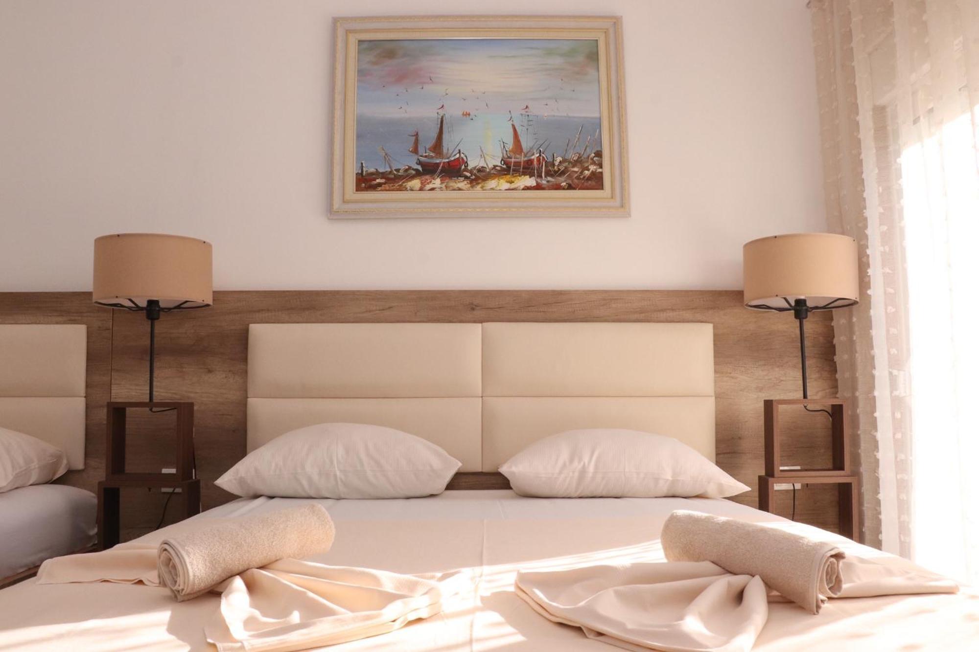 Gjinaj Apartments Ulcinj Esterno foto