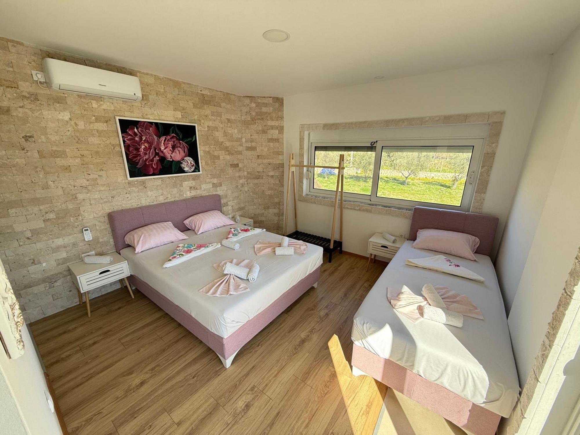 Gjinaj Apartments Ulcinj Esterno foto